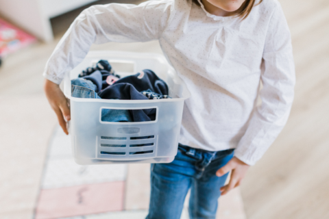 5 jeux pour faire participer les enfants aux tâches ménagères